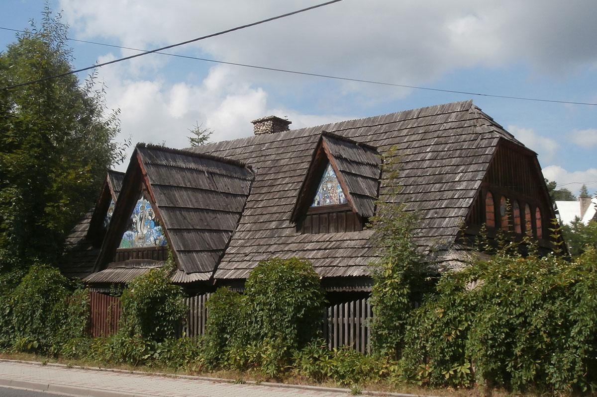 Muzeum Górali i Zbójników — Chata Artystycznych Przygód